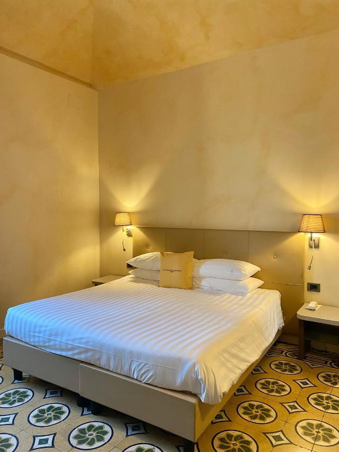 Relais & Spa Castello Di Casiglio Erba Pokój zdjęcie